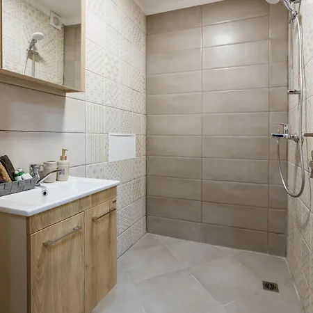 Happy Lazur アパート *