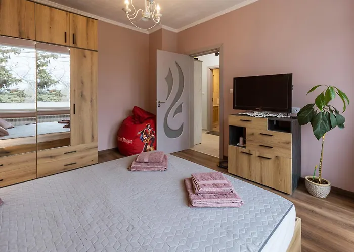 Happy Lazur דירה בורגאס