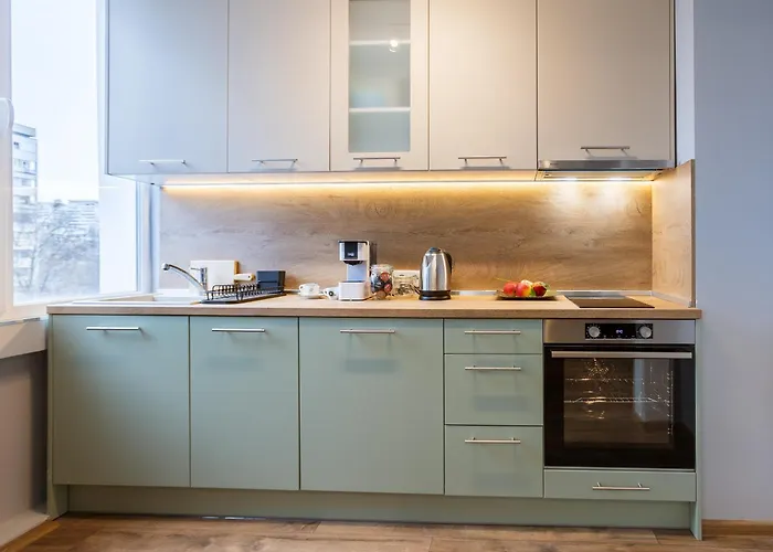 Happy Lazur בורגאס